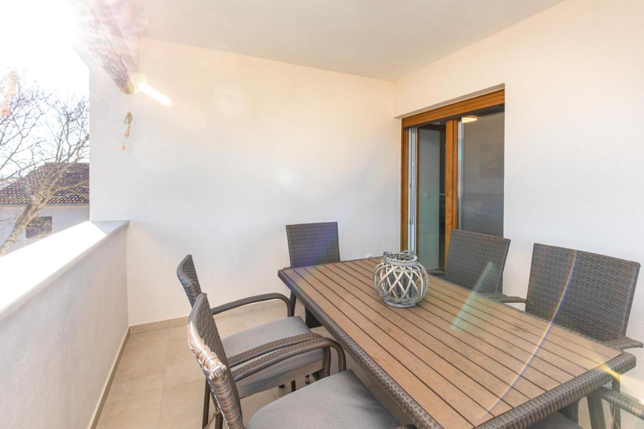 Apartments Brig Perfect Countryside Holiday! Krk Town Exterior photo