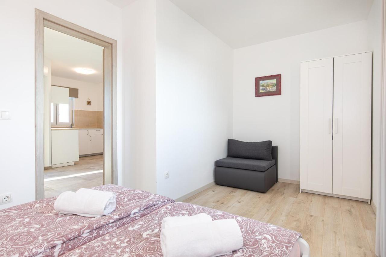 Apartments Brig Perfect Countryside Holiday! Krk Town Exterior photo