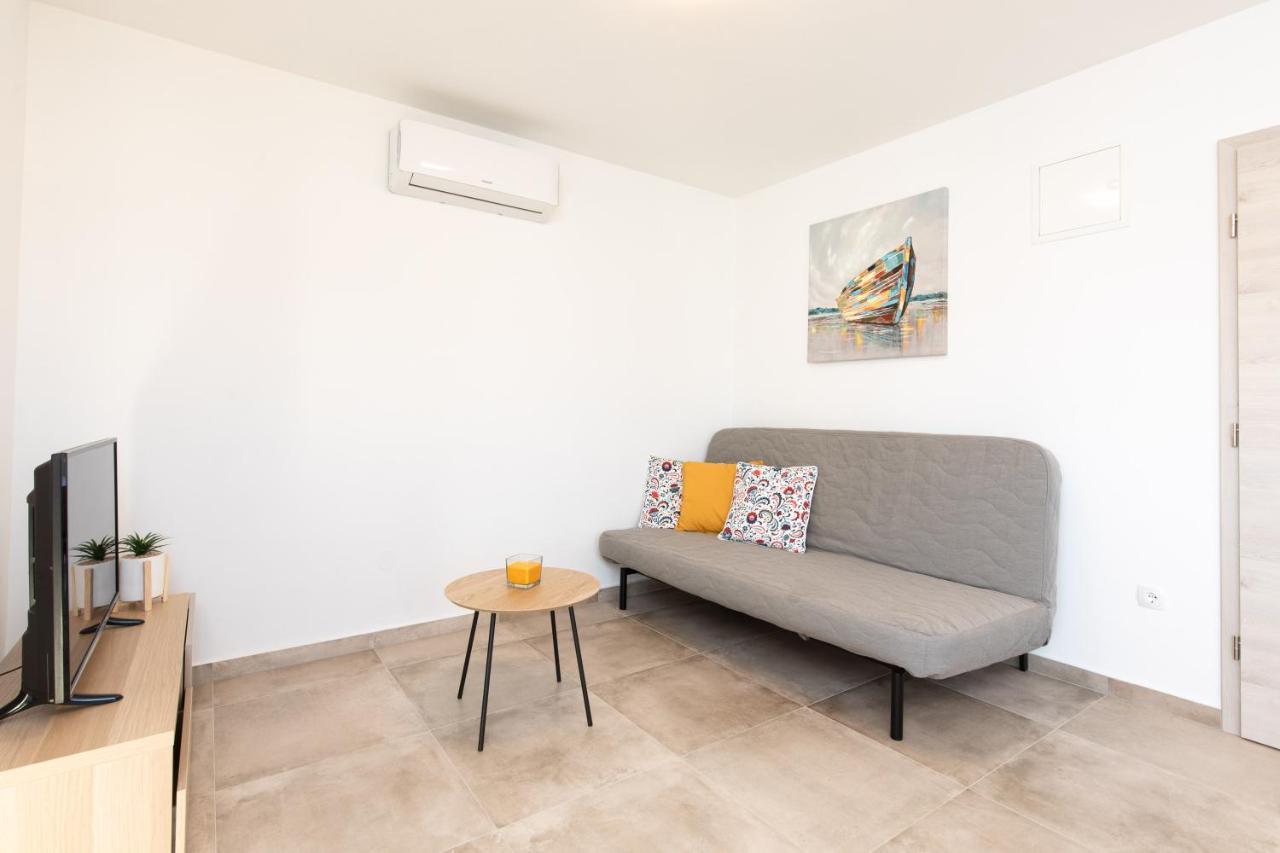 Apartments Brig Perfect Countryside Holiday! Krk Town Exterior photo