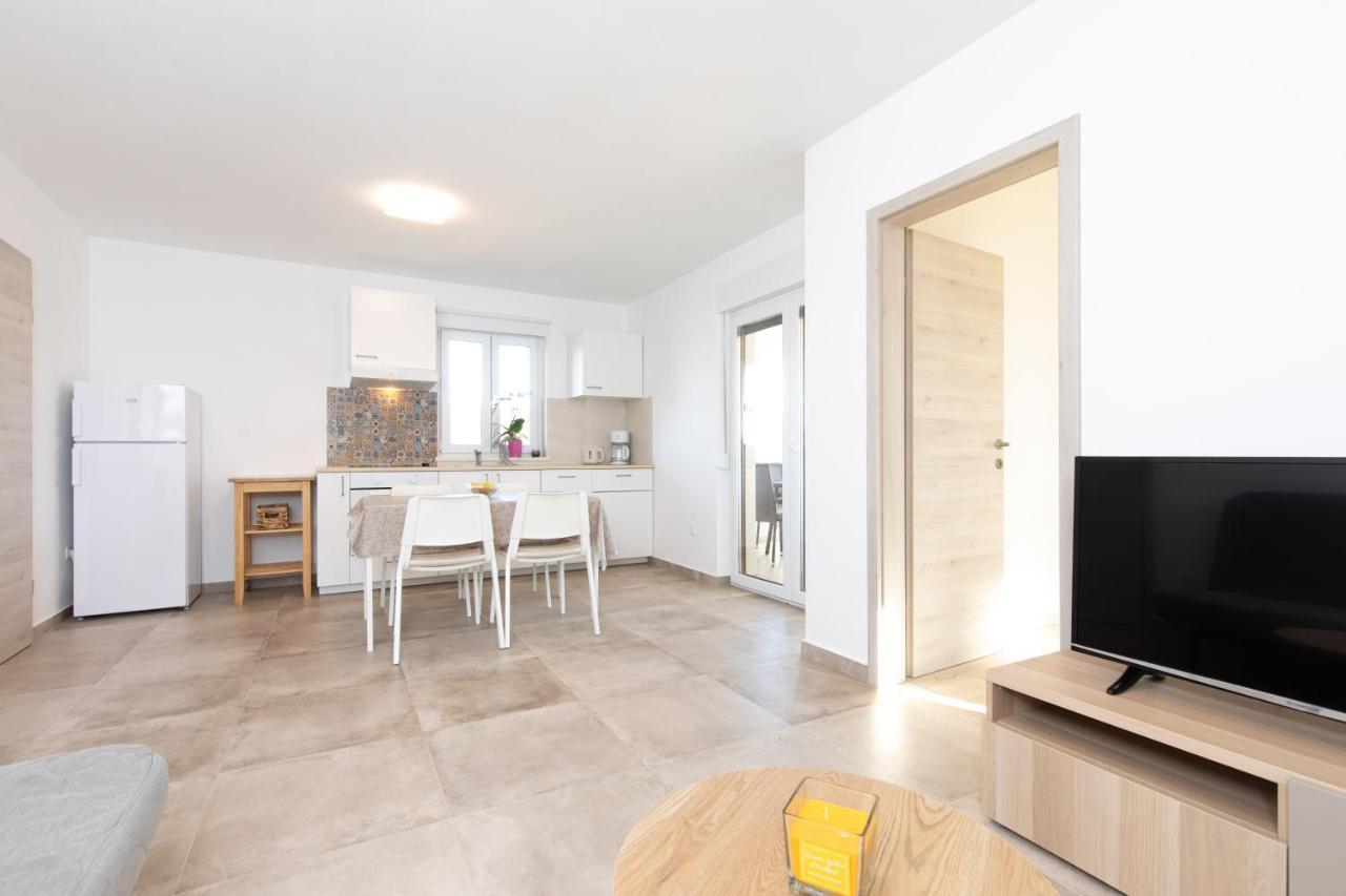 Apartments Brig Perfect Countryside Holiday! Krk Town Exterior photo