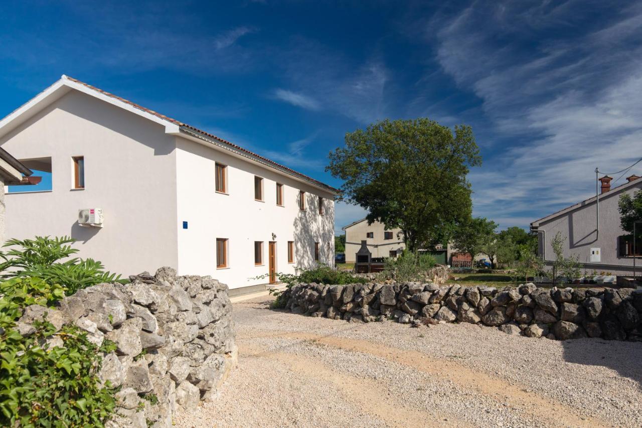 Apartments Brig Perfect Countryside Holiday! Krk Town Exterior photo